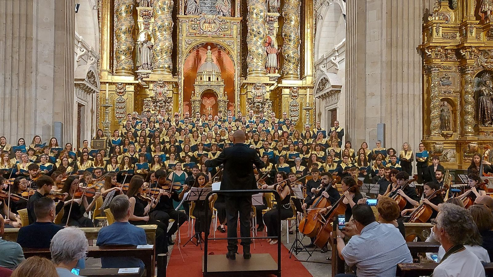 Coro Tomás Luis de Victoria de la UPSA