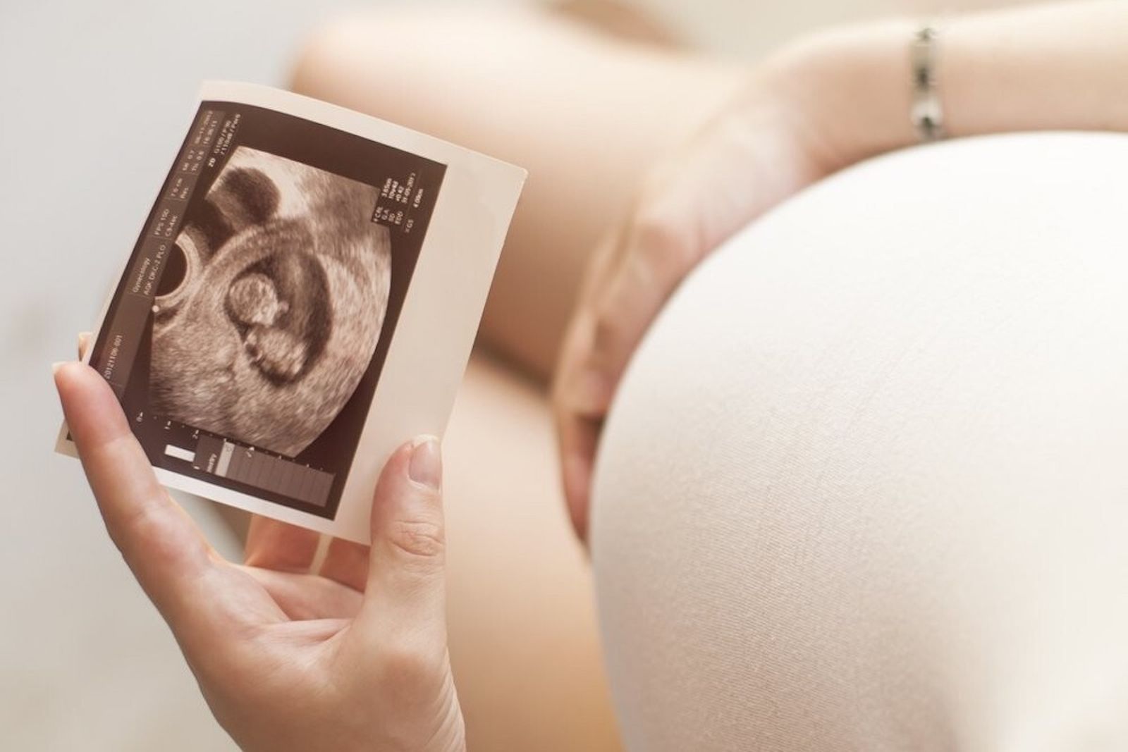 Maternidad y aborto en México