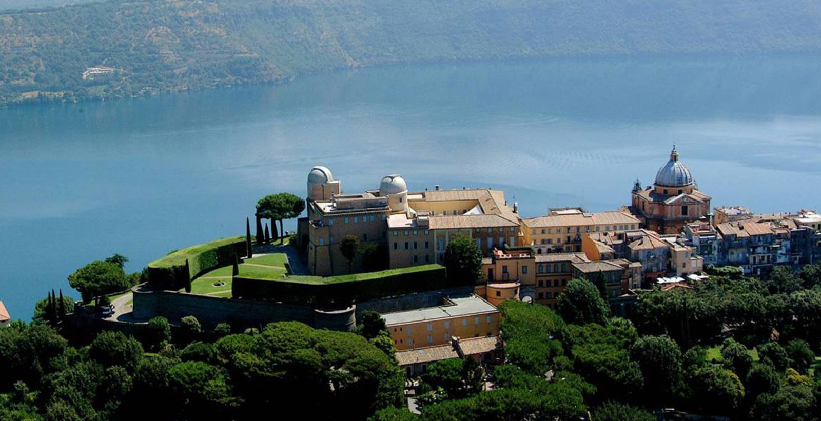 Vista area de Castel Gandolfo