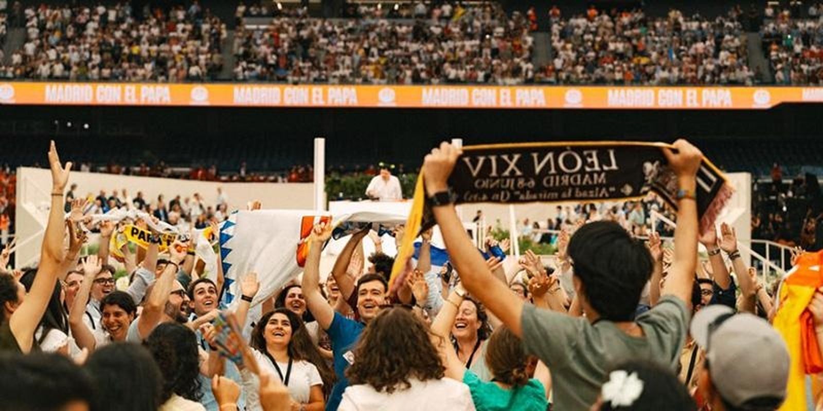 Jóvenes de Madrid durante la visita del papa León XIV