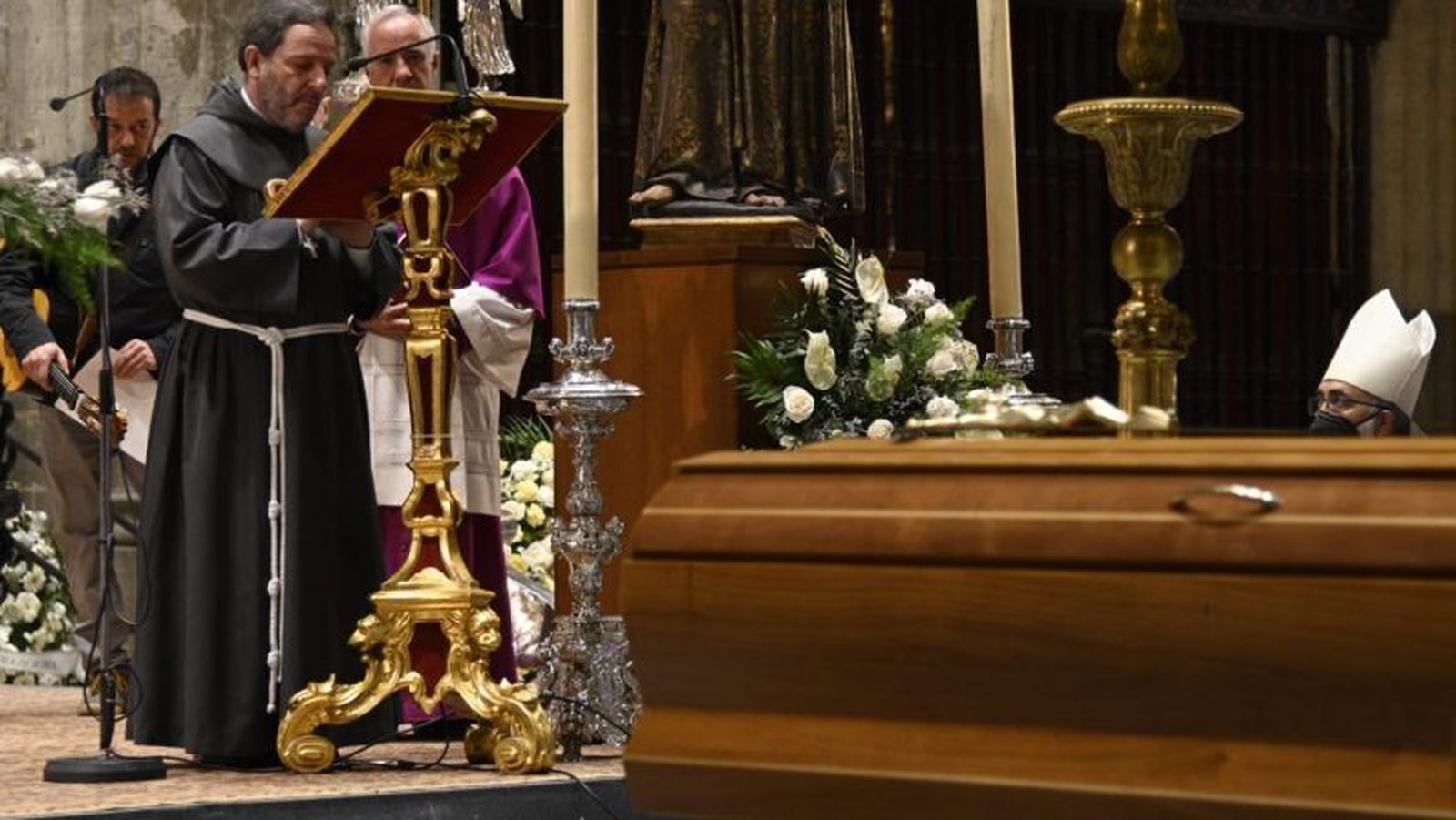 Hermano Pablo, en las exequias por el cardenal Amigo