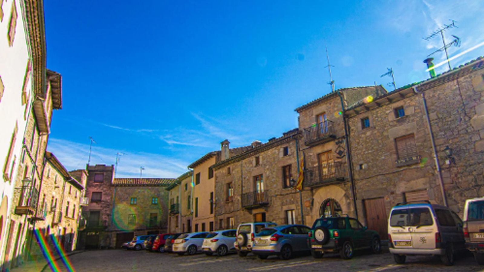 El proyecto Rectories Vives quiere dar una nueva vida a la rectoría de Alpens y convertirla en una oportunidad para favorecer el arraigo rural.