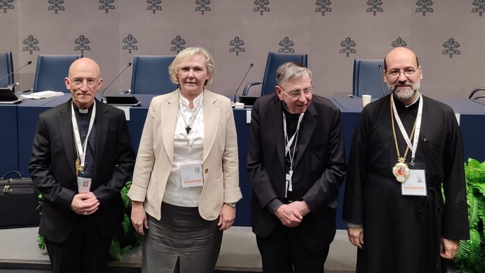 Delegados fraternos con el Cardenal Koch