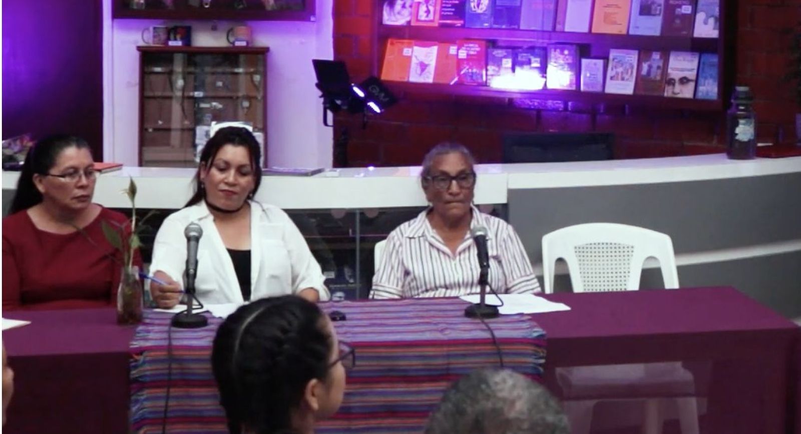 Rostros femeninos del martirio