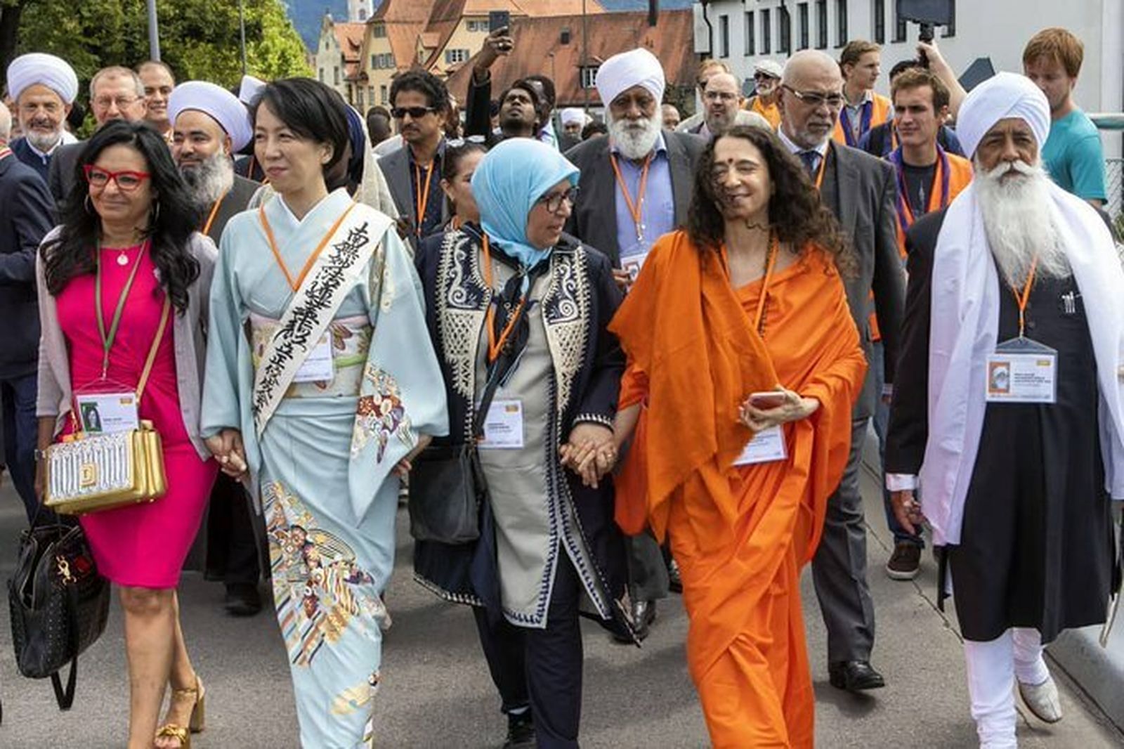 Participantes de la Asamblea Mundial en Lindau de Religiones por la Paz