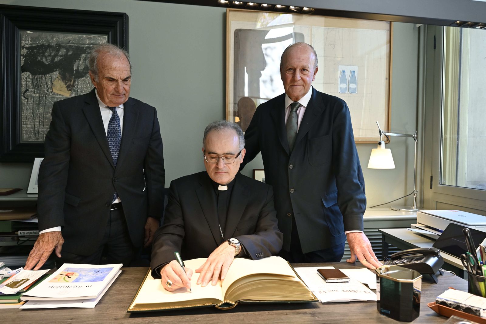 De izq a der: Joaquim Gay de Montellà, Rvdm. P. Manel Gasch, Enrique Lacalle