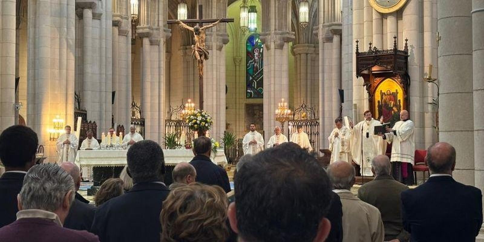 Misa de Cobo en La Almudena