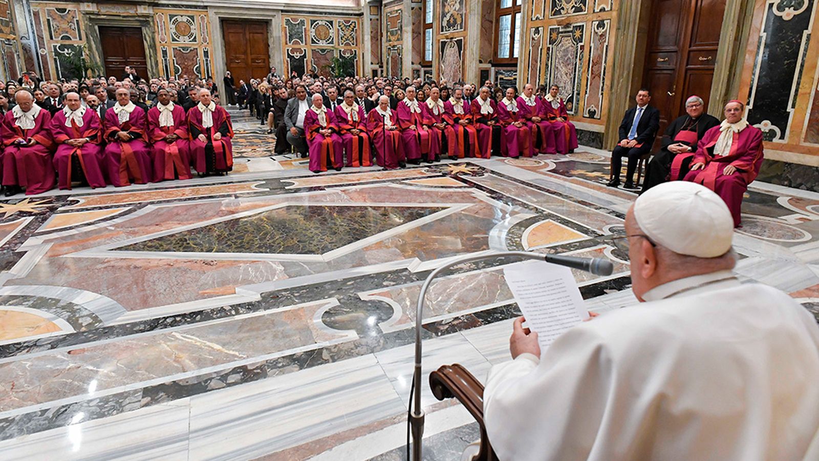 El Papa Francisco con el Tribunal de la Rota