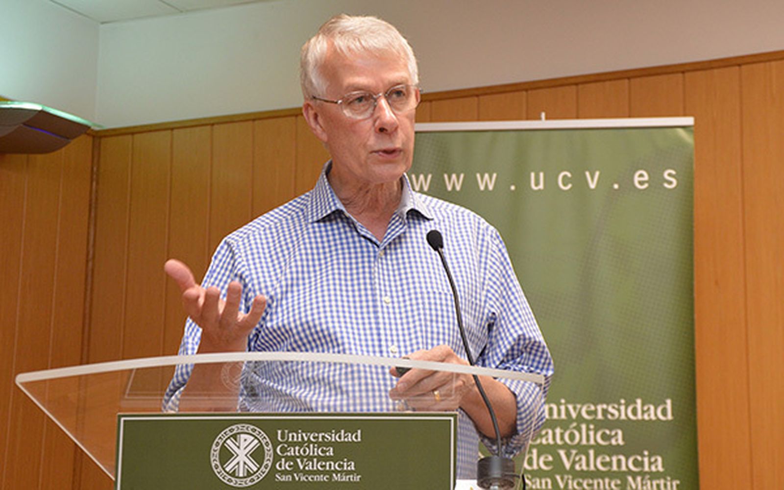 El Premio Nobel, Richard J. Roberts, durante su intervención en el Congreso
