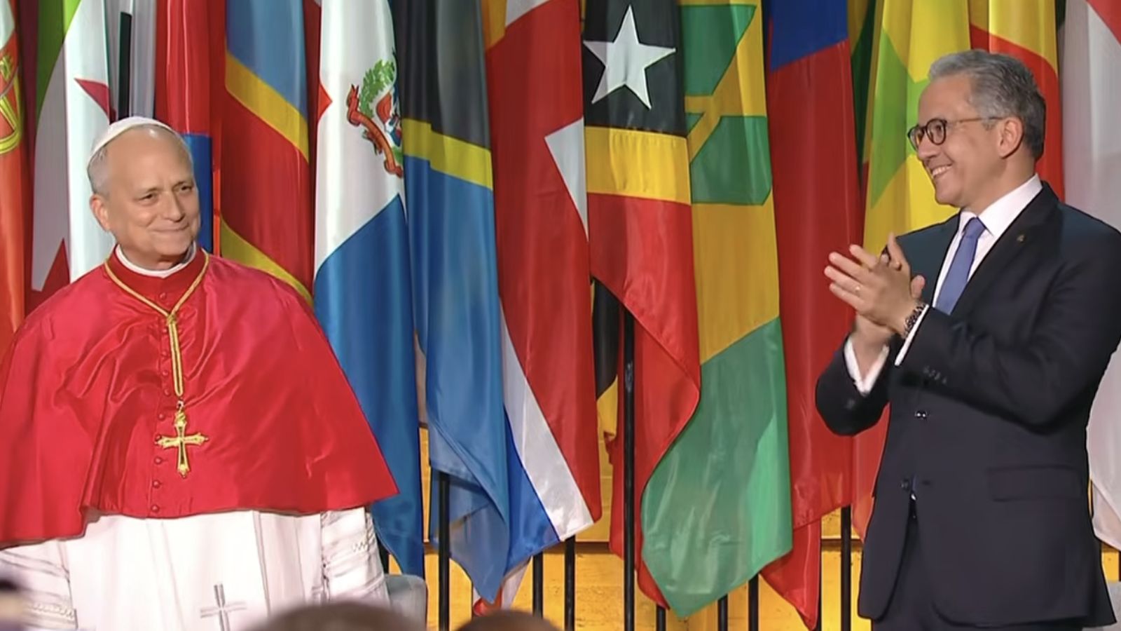 Aplausos a León en la Unesco