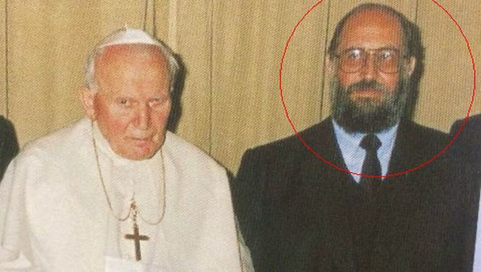 El fundador del Sodalicio, con Juan Pablo II