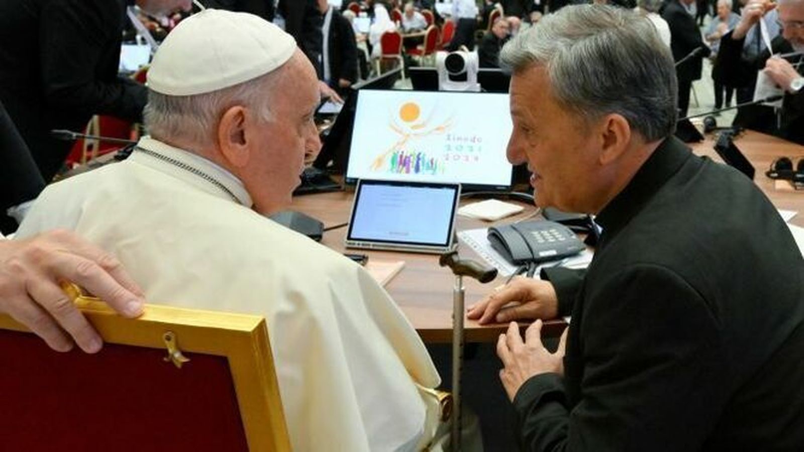 El papa Francisco con el cardenal Mario Grech
