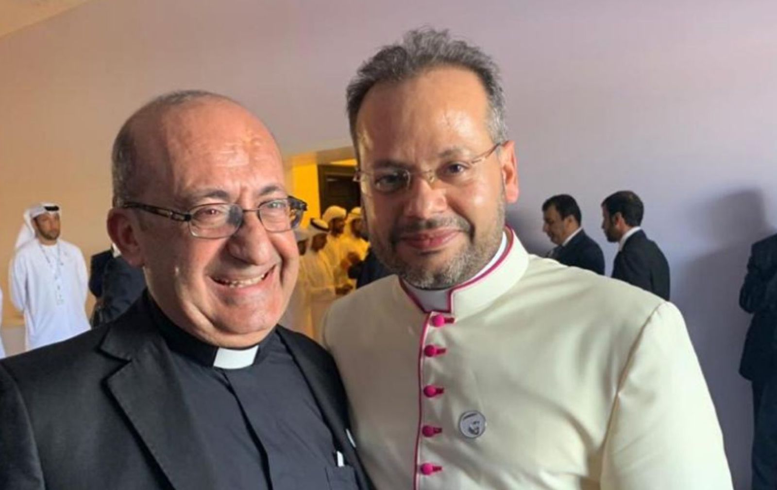 El Padre Carlos y Monseñor Yoannis Gaid