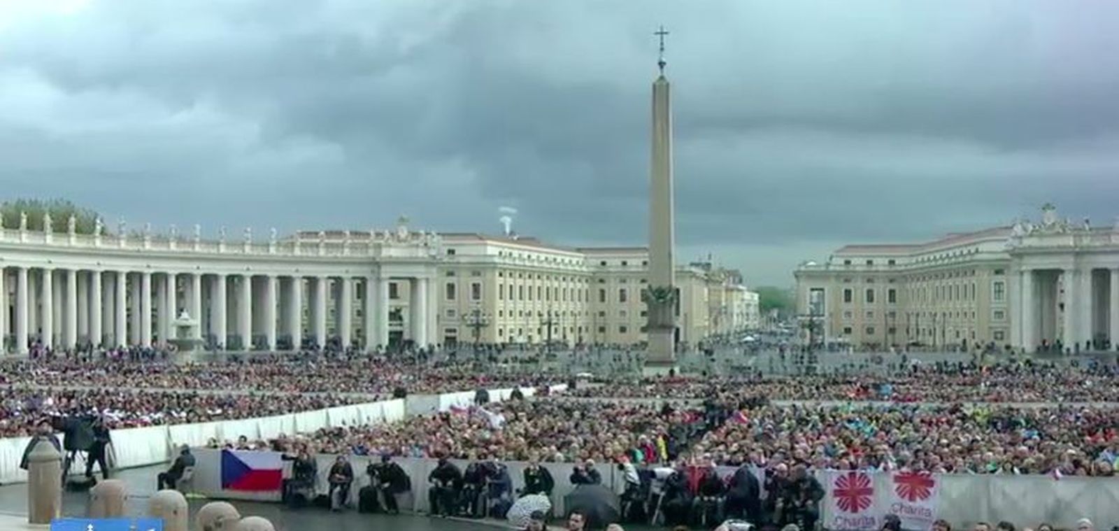 La plaza de San Pedro, durante la audiencia