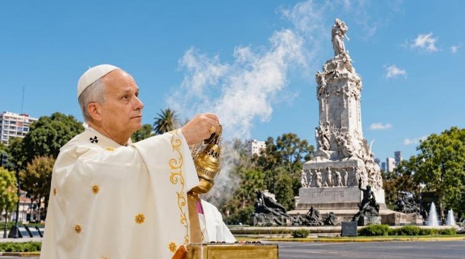 Missa de León XIV en el Moumento de los Españoles
