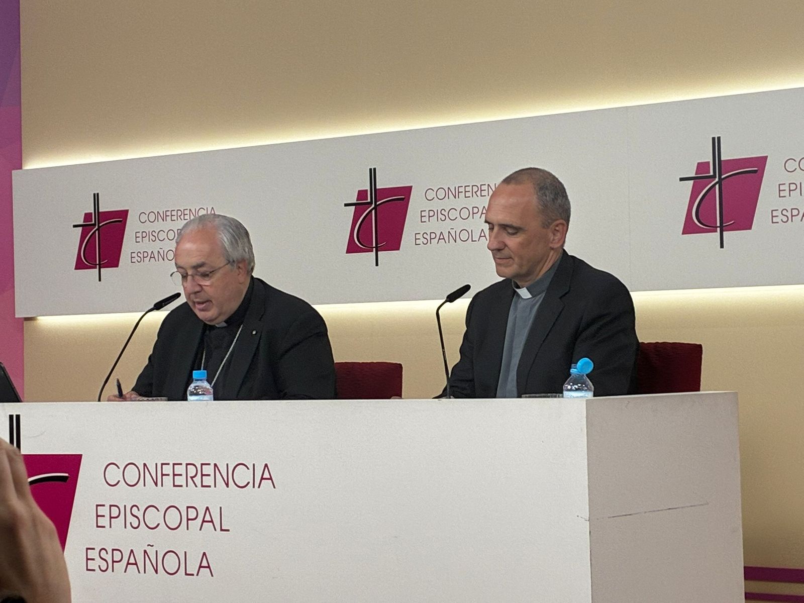 Josetxo Vera, con César García Magán