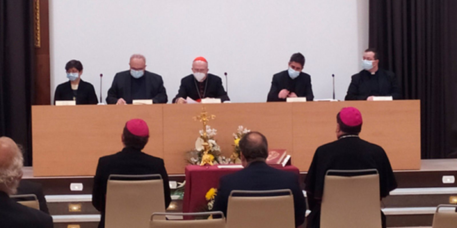 ¿Quién mató al padre Huidobro? Reabierto el proceso del jesuita y capellán legionario