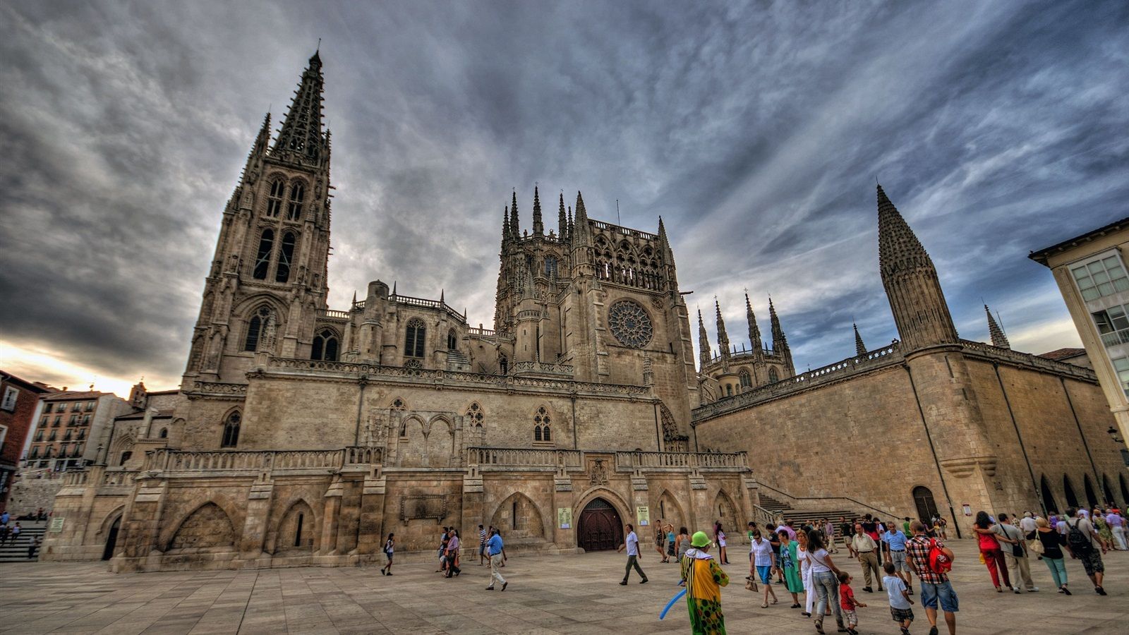 Antonio Aradillas: "Burgos: La catedral del 'Mío Cid'"