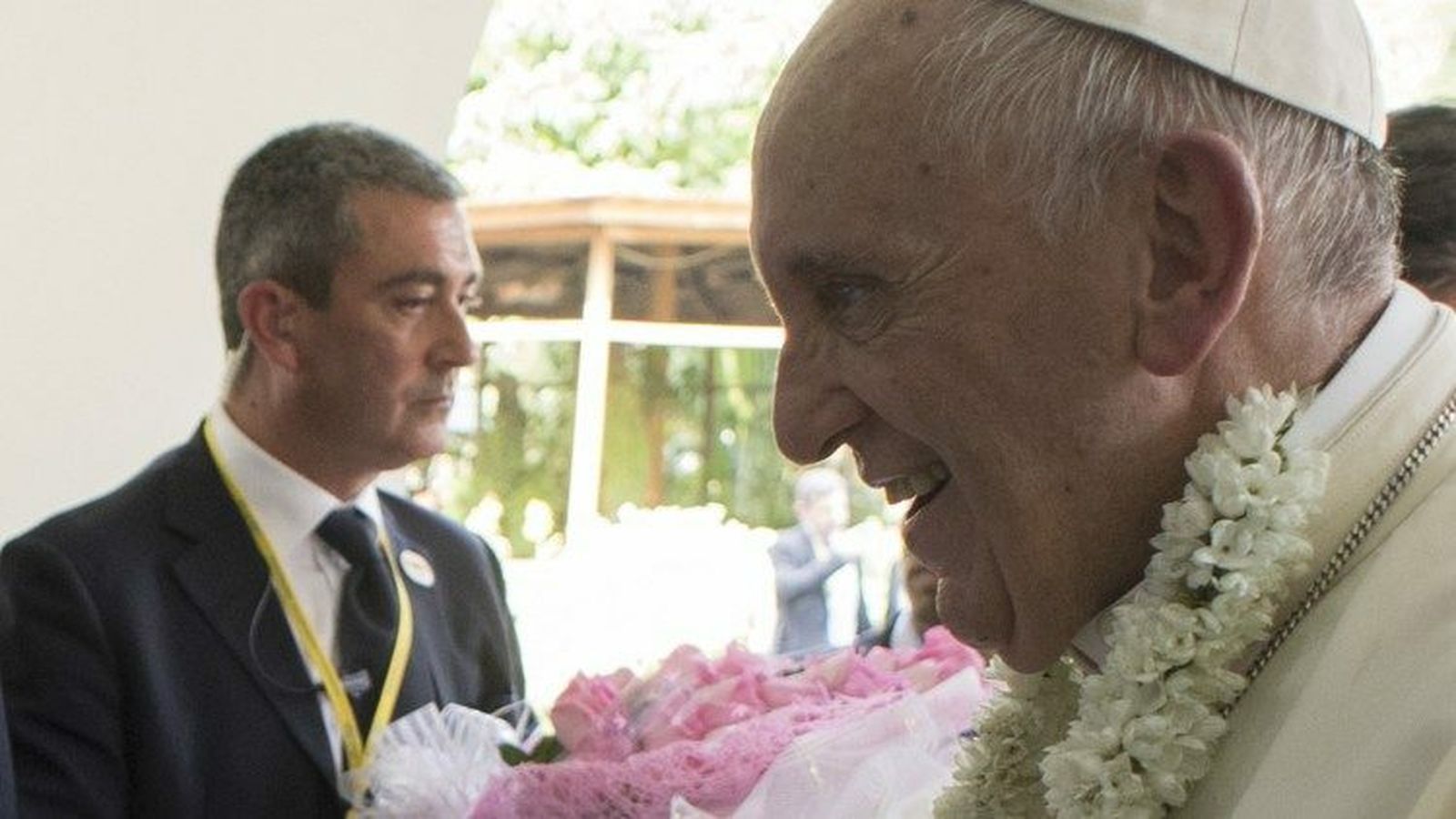 Broccoletti, junto al Papa Francisco en uno de sus viajes