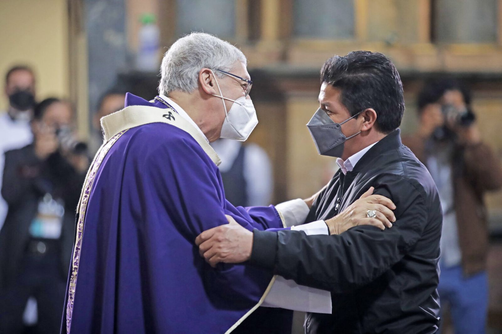 Arzobispo de Lima y el presidebnte de Perú