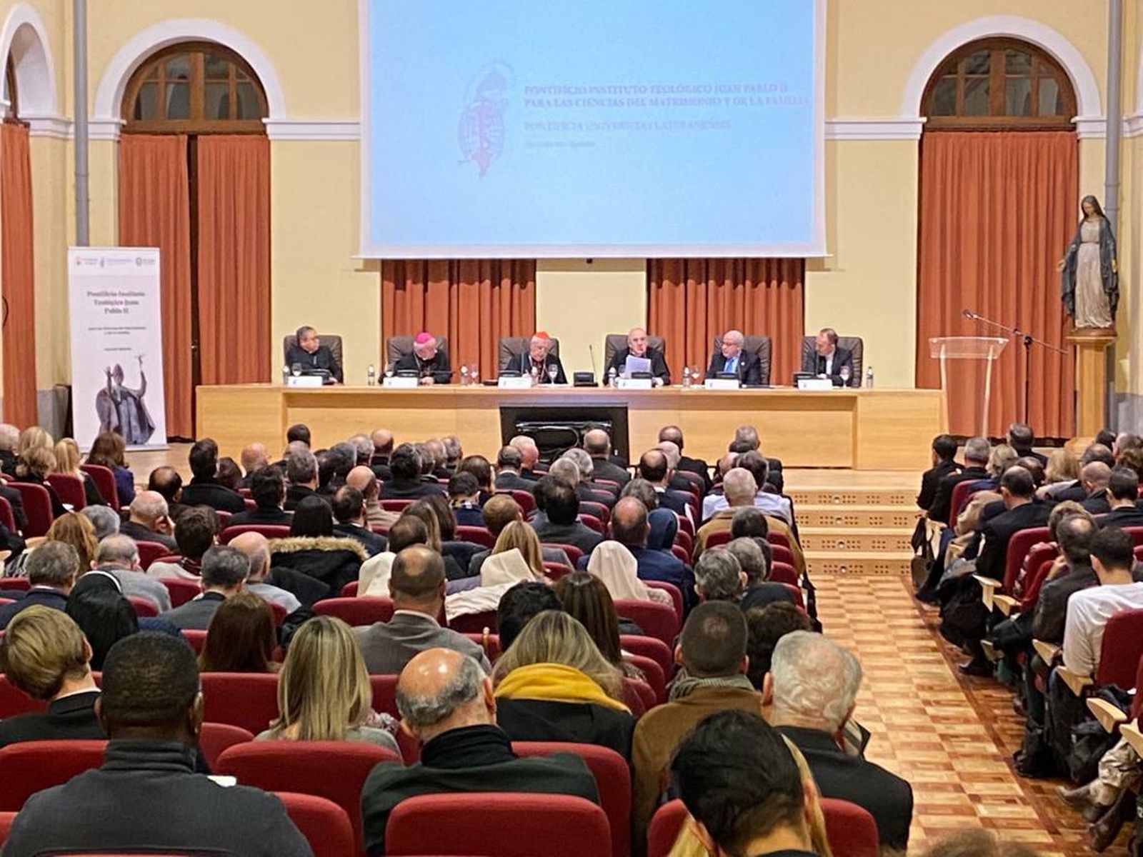 Inauguración del Instituto Juan Pablo II