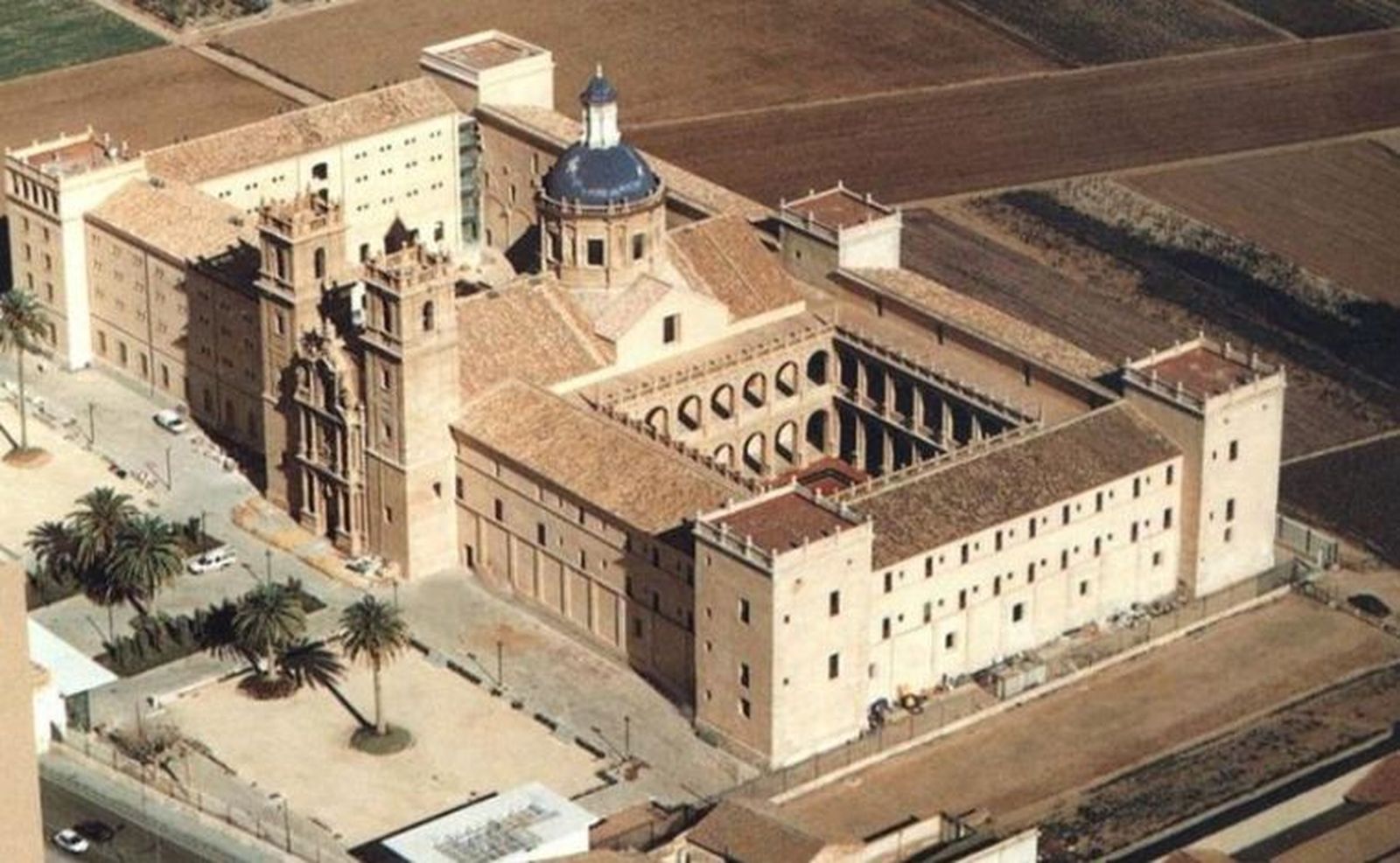 Franco hizo del monasterio una cárcel
