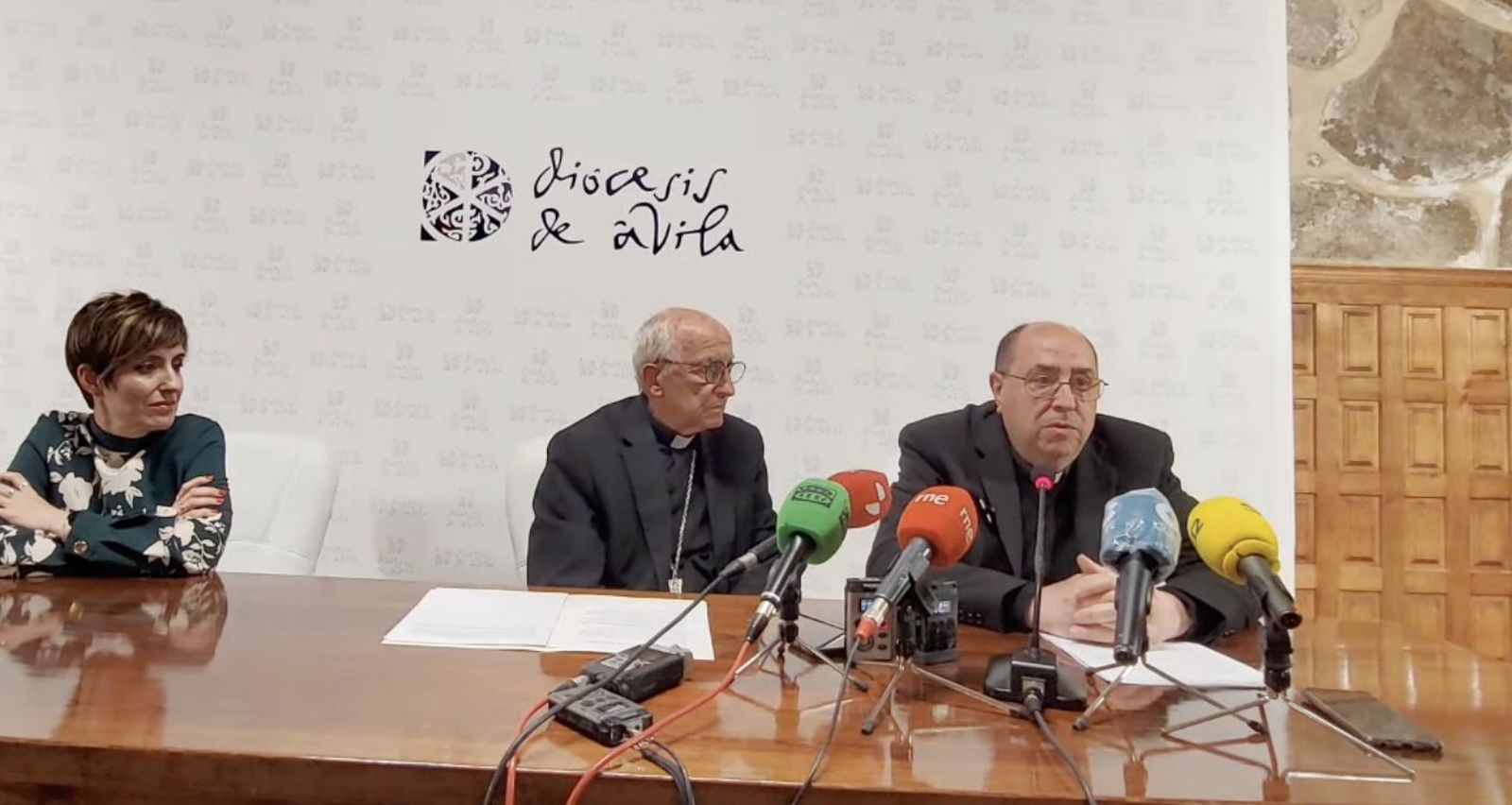 Jesús Rico, junto a García Burillo y Auxi Rueda