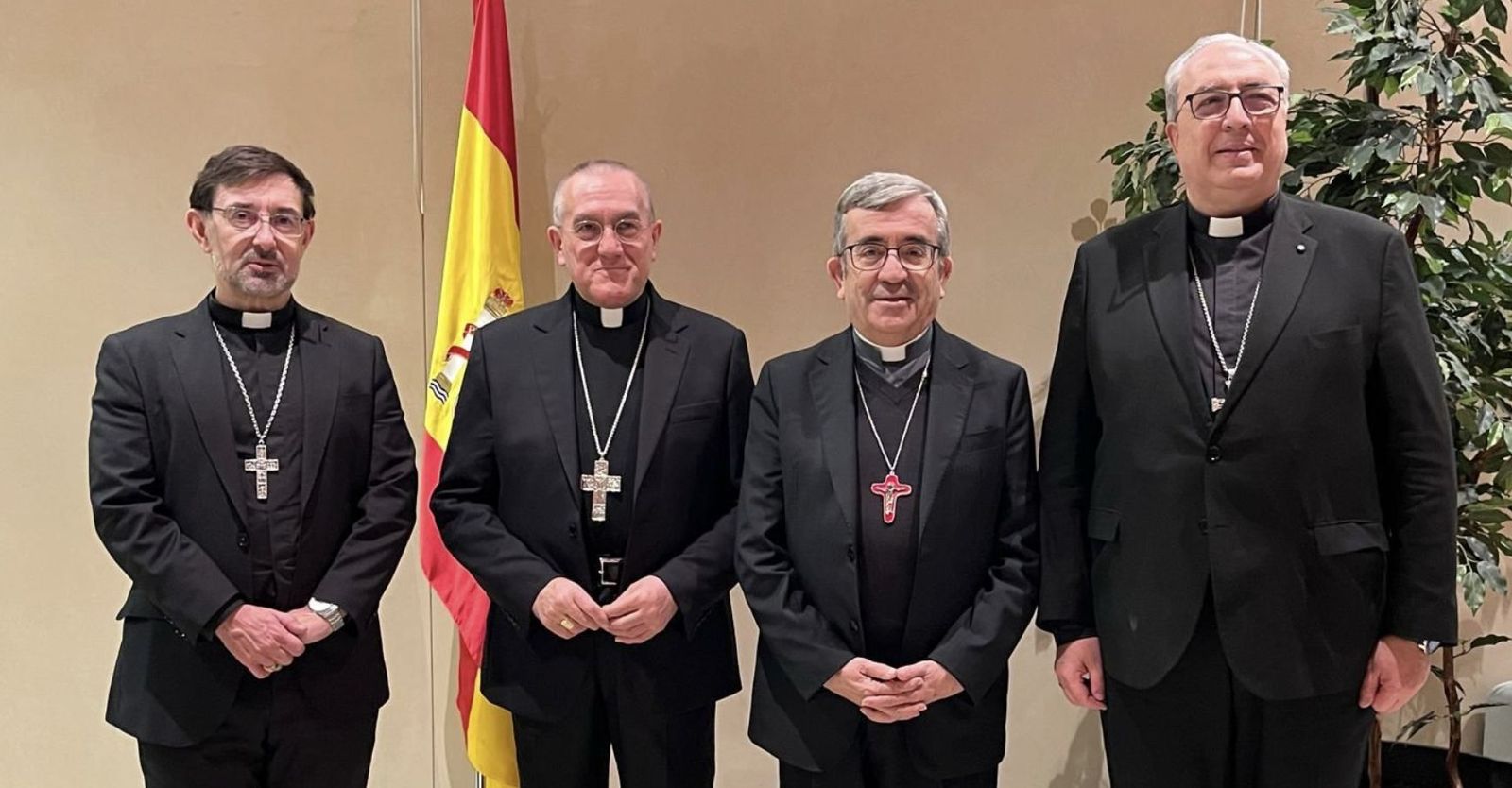 Cúpula del episcopado y el Nuncio Pioppo