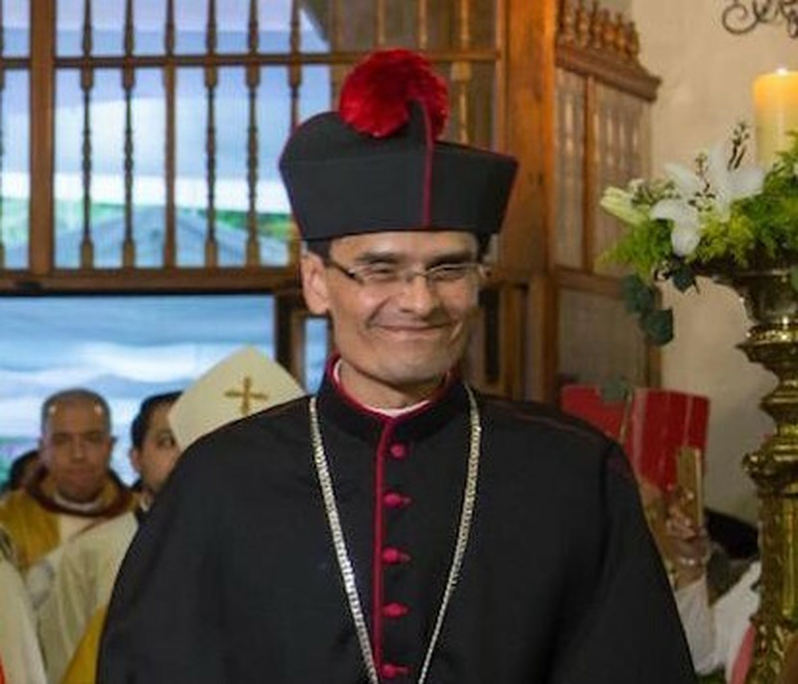 Mons. Pérez Raygoza del clero de México.