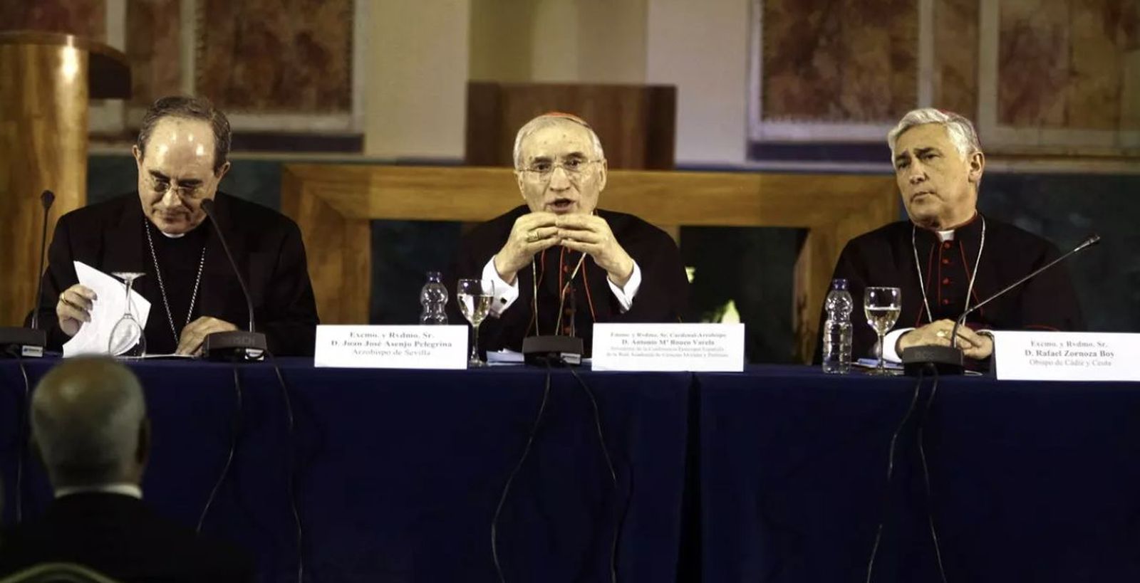 Zornoza, a la derecha, junto a Rouco y Asenjo, en una imagen de archivo