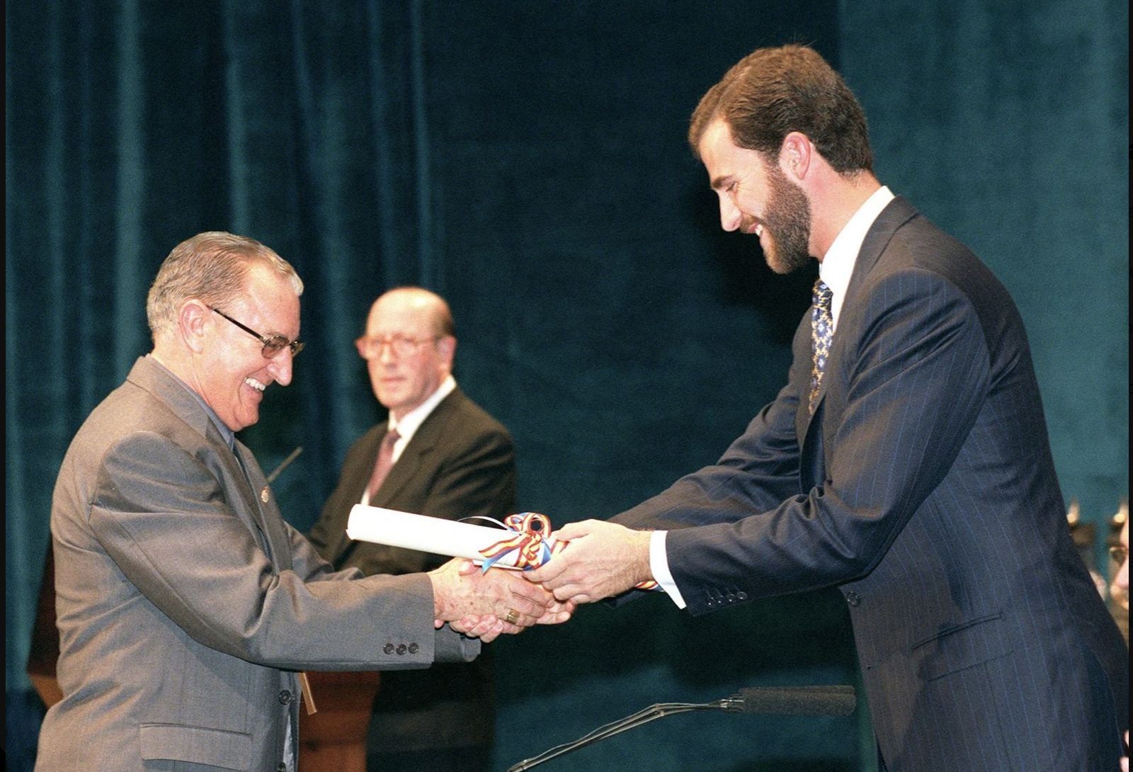 Castellanos recibió en 1998 el Premío Príncipe de Asturias