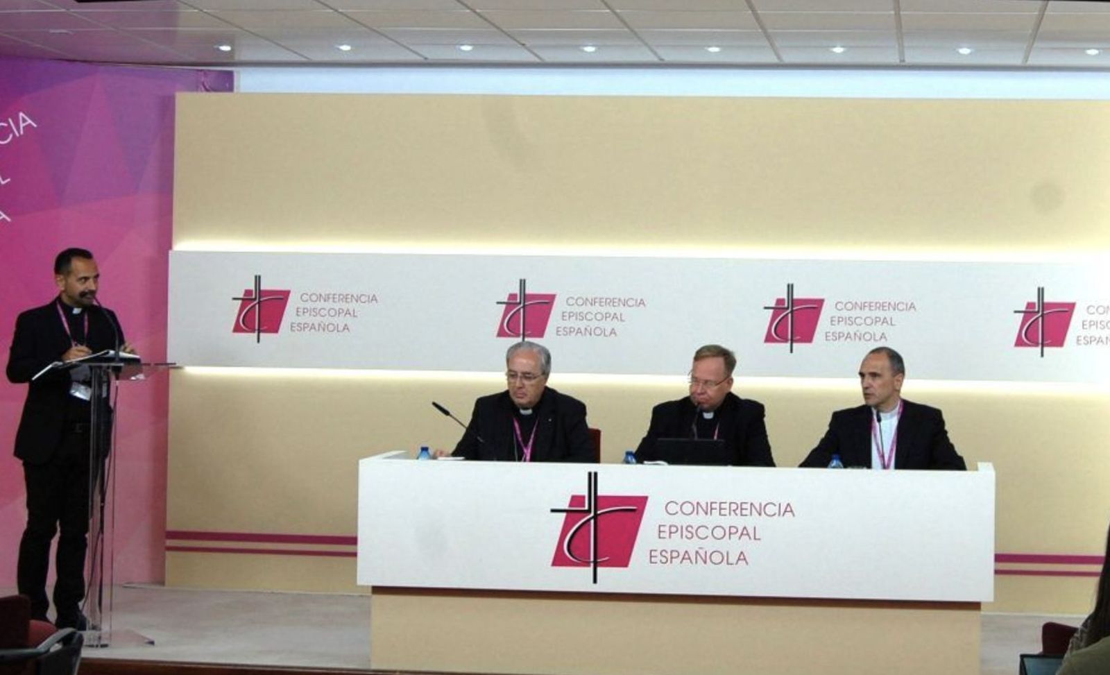 Grusas, con Magán y Josetxo Vera