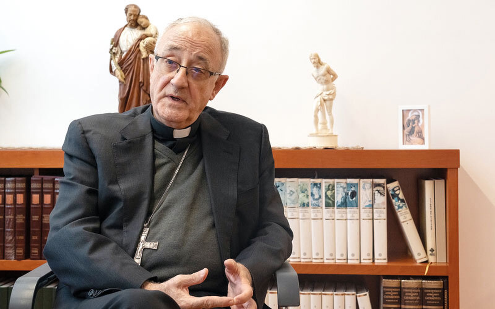 Obispo Salvador Cristau