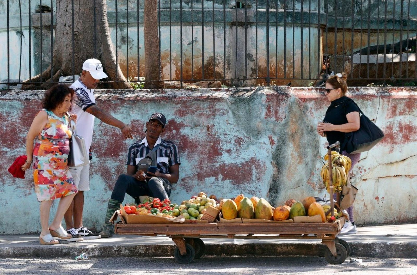La economía cubana sufre a causa del embargo petrolero estadounidense