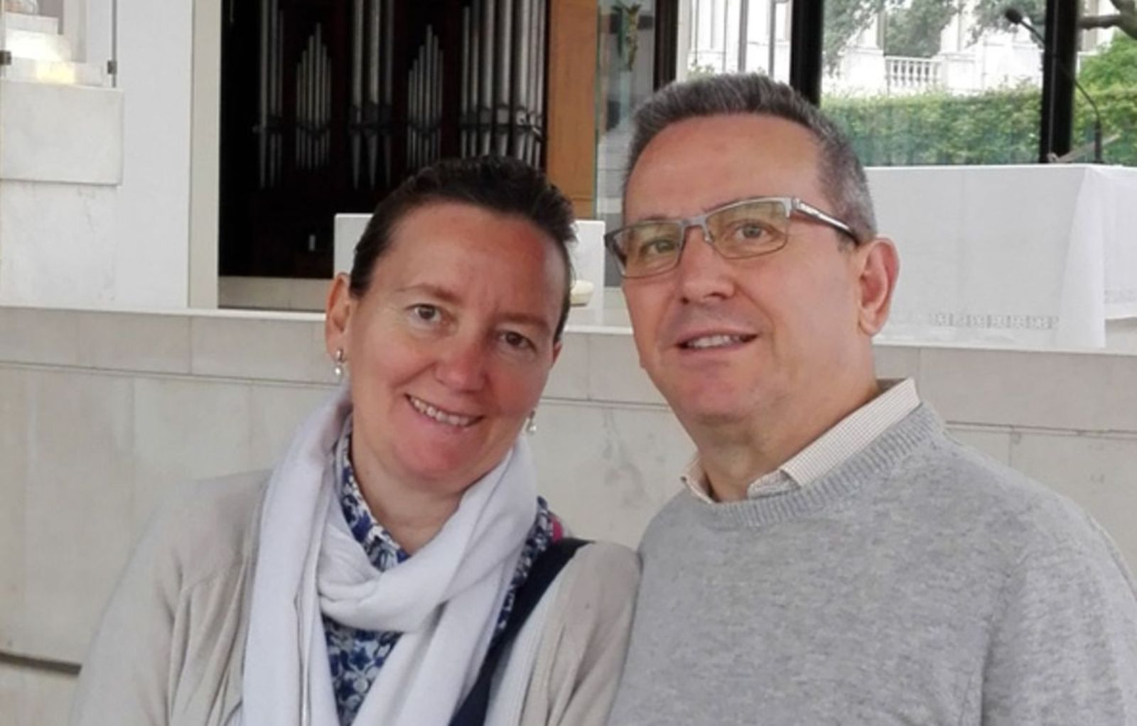 Ángel Travesí y su mujer