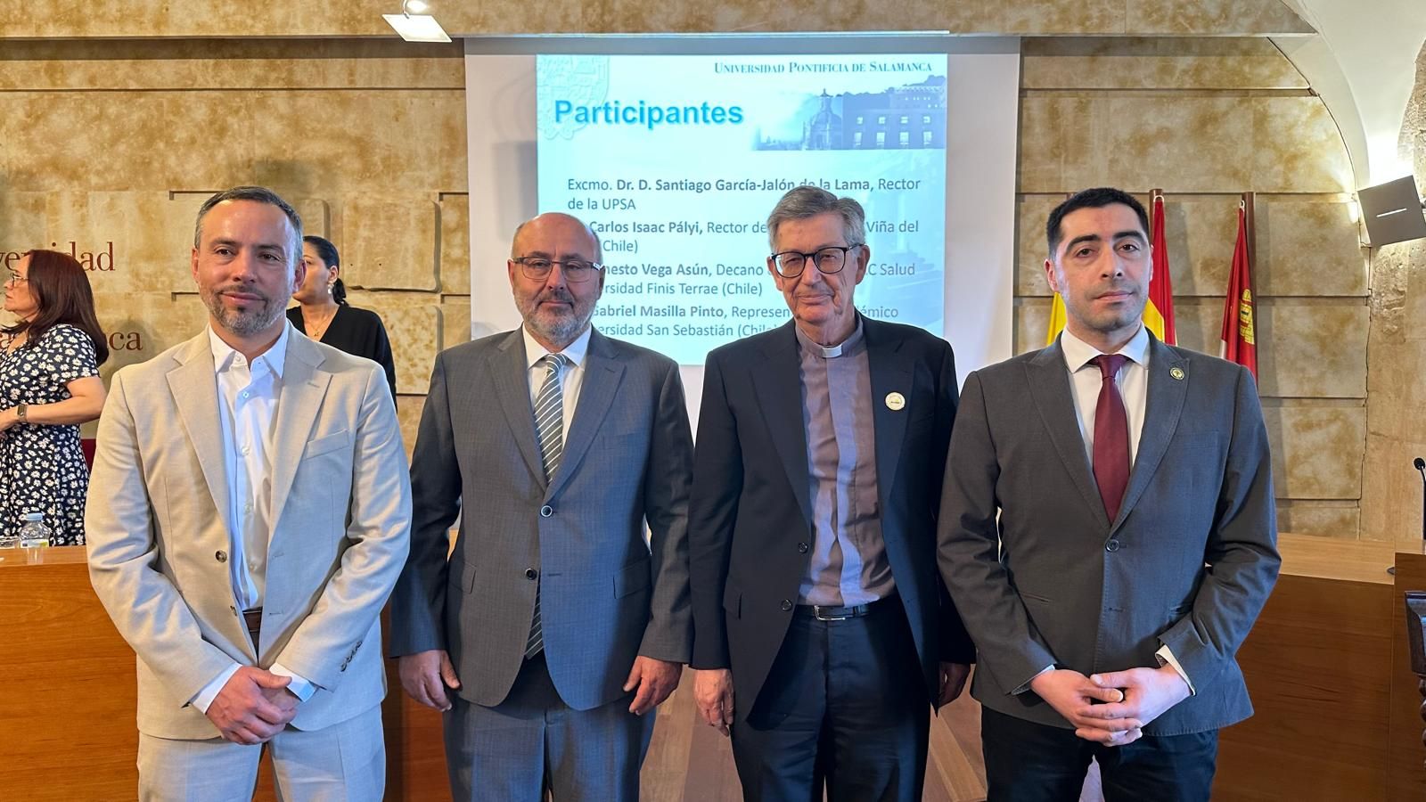 El fector, con otros participantes