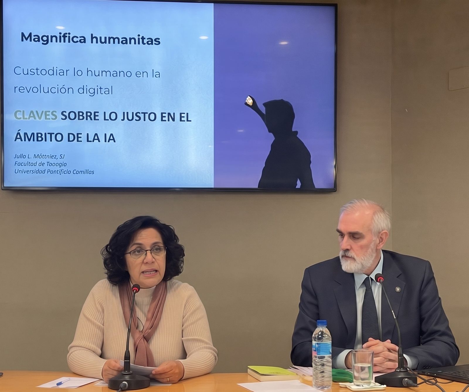 Julio Martinez SJ  en 'Los Jueves del ITVR'