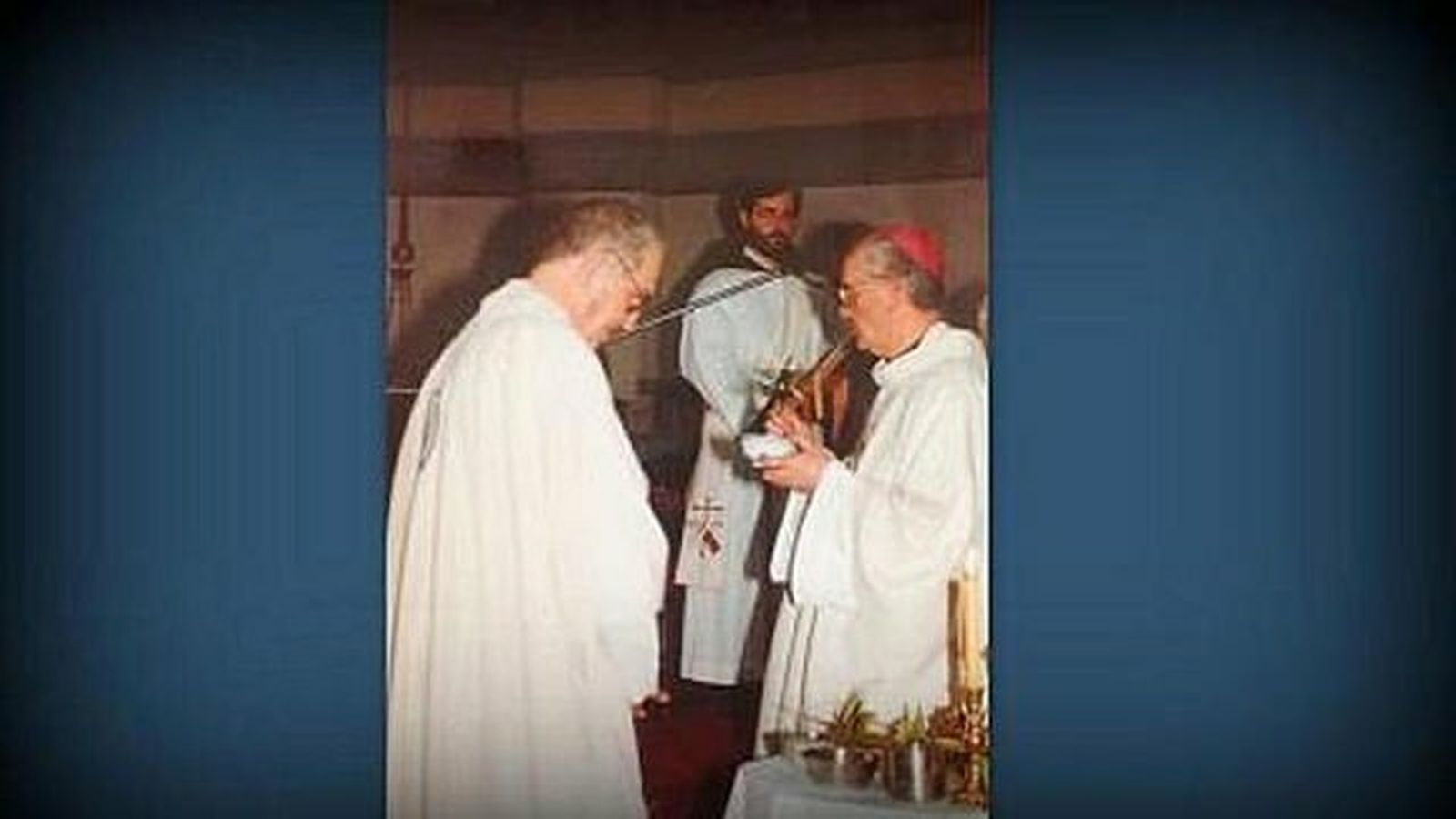 El cardenal Bergoglio con el padre Luis Dri en Buenos Aires
