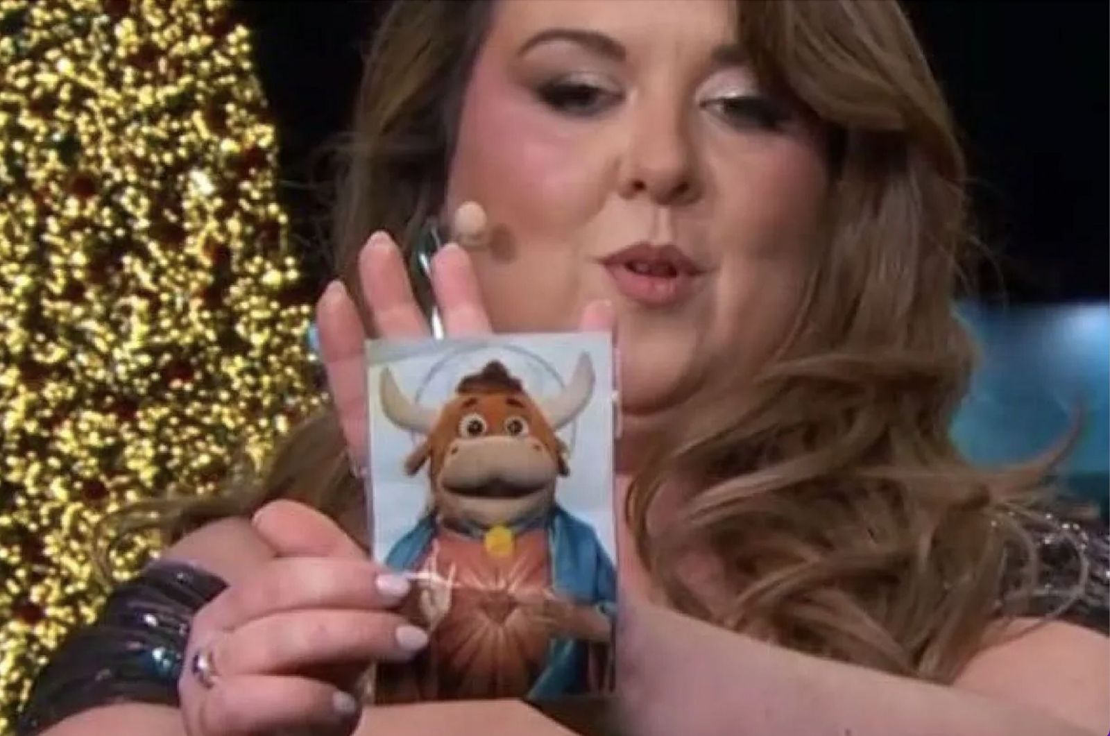 Lalachús con la estampa del toro de Grand Prix