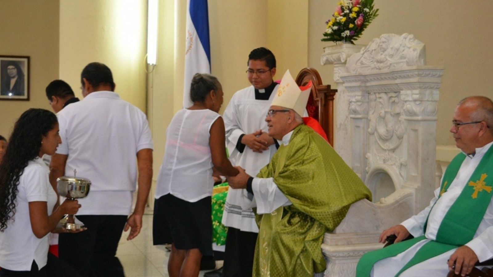 El arzobispo de Granada (España), Javier Martínez, en una misa en Nicaragua