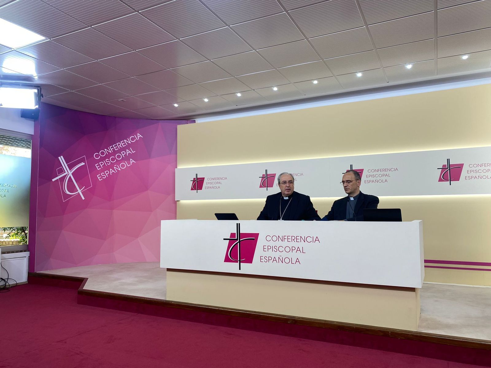 Magán y Josetxo Vera, en la rueda de prensa