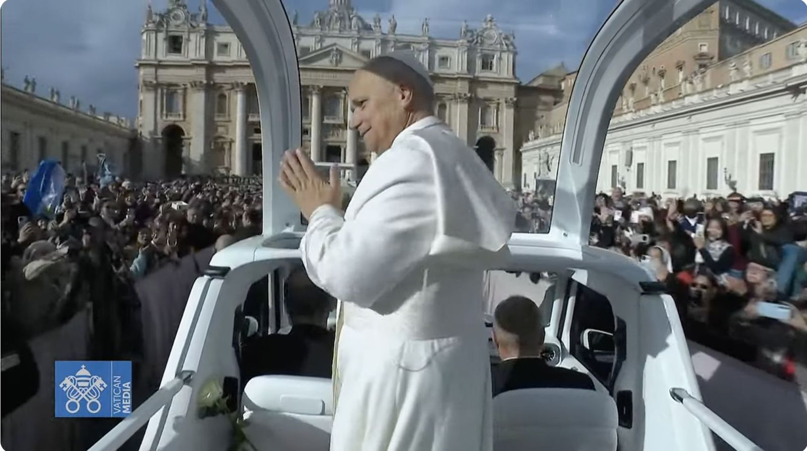 León XIV, en el papamóvil