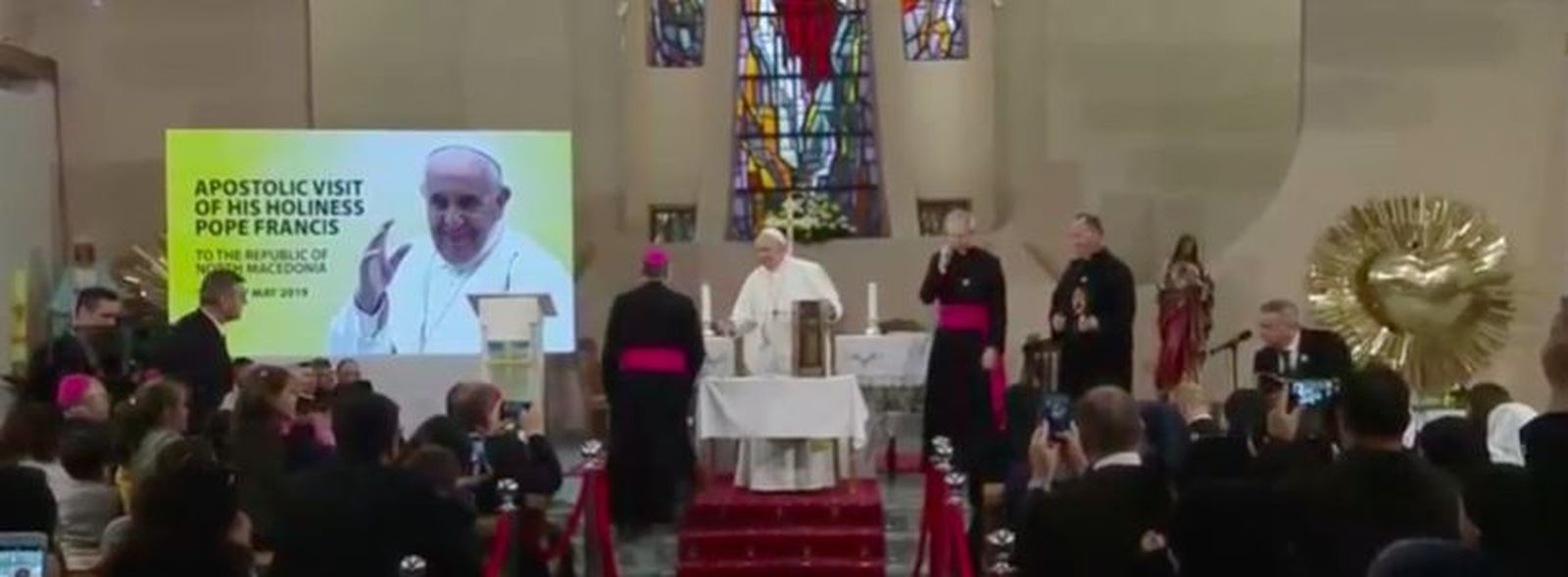 Encuentro del Papa con el clero y la vida religiosa de Macedonia