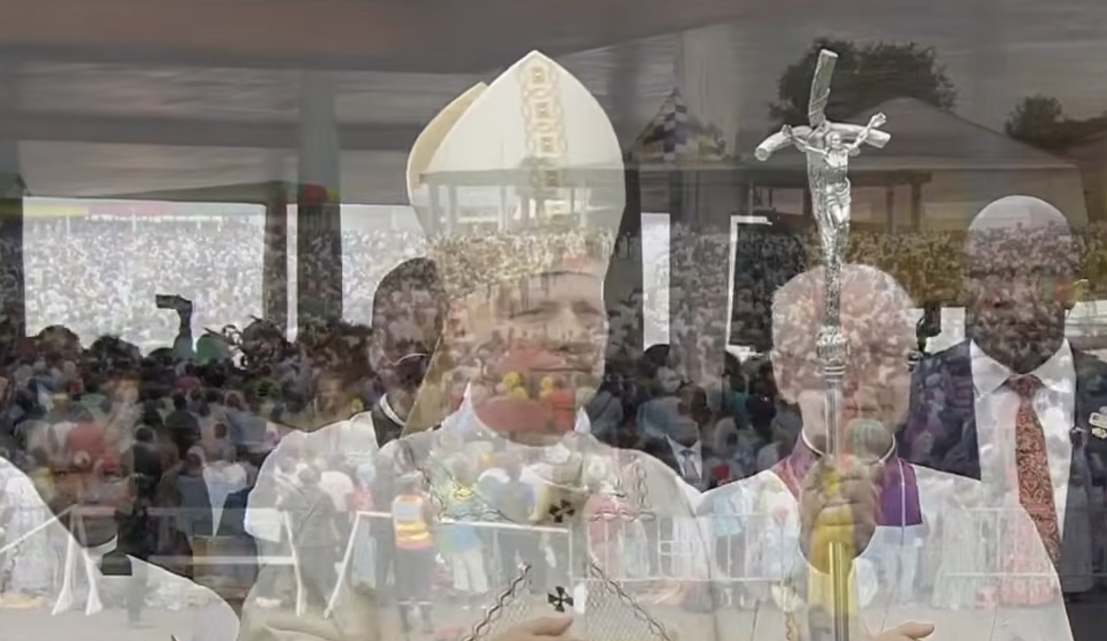 El Papa en la misa del aeropuerto de Yaundé