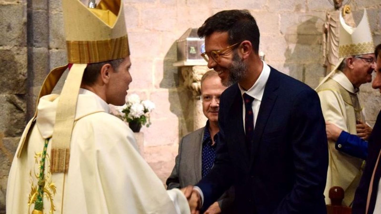 Marquès, con el obispo de Urgell, Josep-Lluís Serrano durante una celebración.