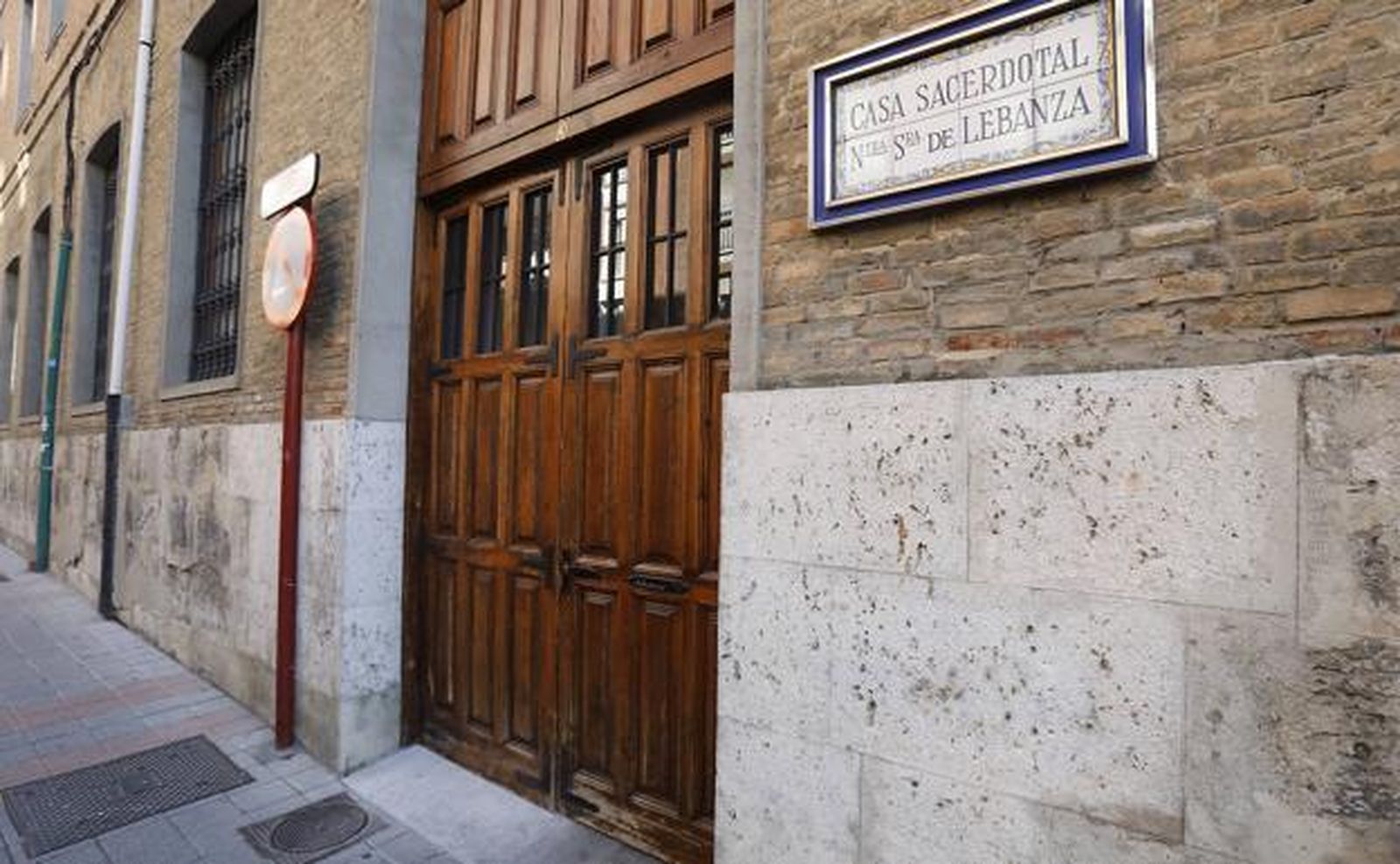 Fallecen tres curas en la Casa Sacerdotal de Palencia y cuatro ingresados
