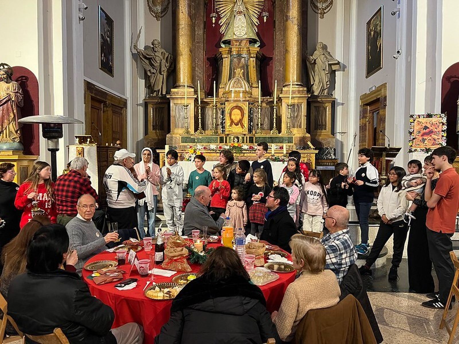 Cena solidaria en Sant'Egidio