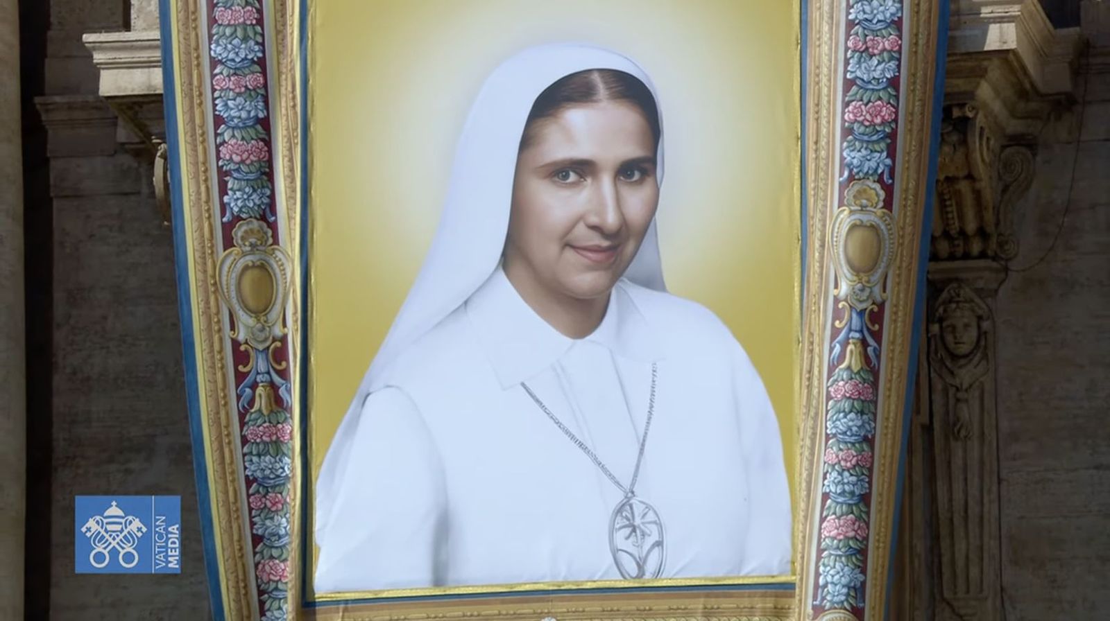 El tapiz en la basílica de San Pedro de sor Carmen Rendiles Martínez