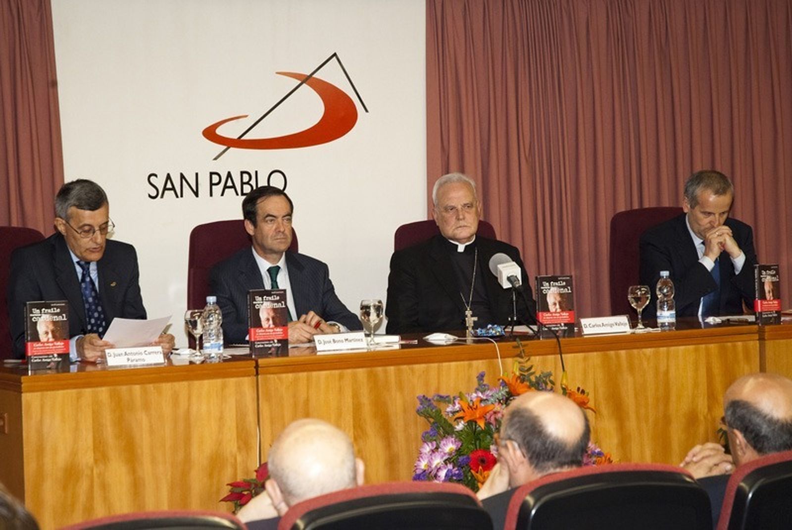 Presentación de 'Un fraile vestido de cardenal'