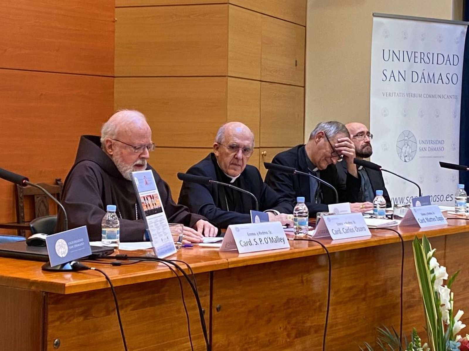 O'Malley, junto a Osoro y Zuppi